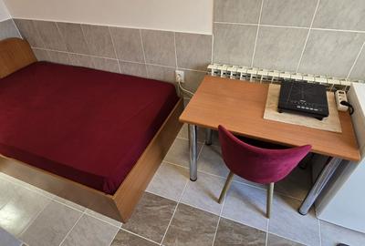 Garsonieră decomandată în Eroii Revoluției - 3