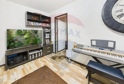 Apartament cu 4 camere semidecomandat, mobilat în Dristor - 9