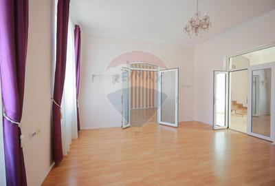 Spatiu comercial de 146 mp, Ultracentral, de Inchiriat - 2