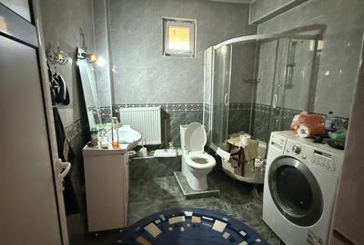 Casă cu 13 camere cu Canalizare în Cățelu - 5