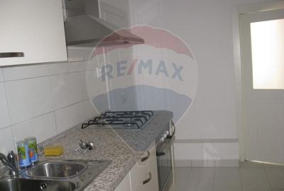 INCHIRIERE apartament cu 6 camere-Calea Victoriei - 13