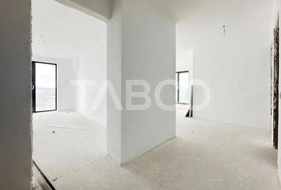 Apartament cu 3 camere semidecomandat în Central - 6