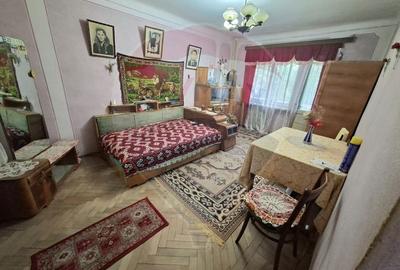 Apartament 3 camere decomandat-Aleea Parcului colt cu Razboieni etaj 1 - 1