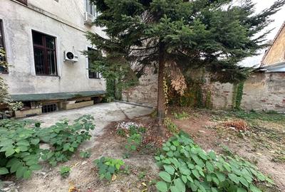 Apartament  4 camere în clădire istorica transformat în SAD Apartament  4 camere în clădire istorica transformat în SAD - 18