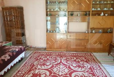 Casă cu 2 camere cu Teren 1574 Mp în Central - 3