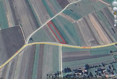 Teren agricol extravilan de 4272 mp, în Vest