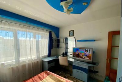 Apartament cu 2 camere decomandat, mobilat în Semicentral - 3
