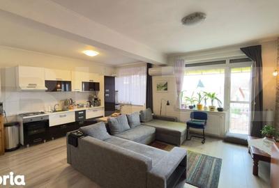 Apartament cu 4 camere decomandat în Central - 1