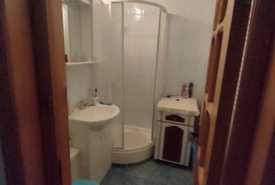 Apartament 3 camere, cartierul Sud - Foc?ani - 2