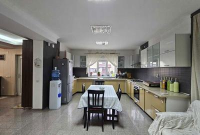 Casă cu 4 camere cu Teren 800 Mp în Bârnova - 3