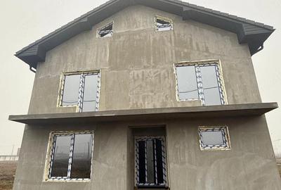 Casă cu Teren 500 Mp în Central - 5