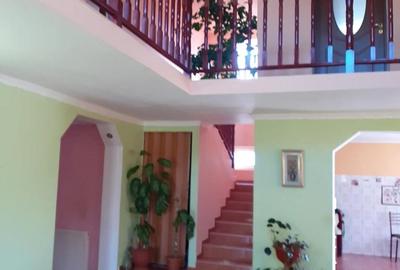 Casă cu 5 camere în Central - 5