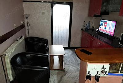 Apartament 2 camere, decomandat, strada Lirei - 7
