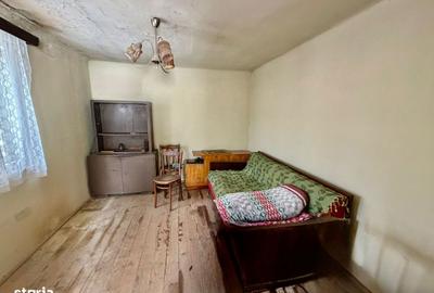 Casă cu 5 camere cu Canalizare în Central - 9