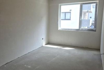 Casă cu 4 camere cu Teren 126 Mp în Florești - 2
