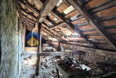 Garsonieră decomandată, mobilată în Săvinești - 11