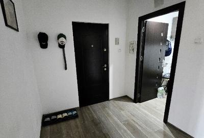 Vand apartament 2 Camere 9 Mai - 5