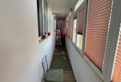 Apartament cu 3 camere decomandat în Drumul Taberei - 12