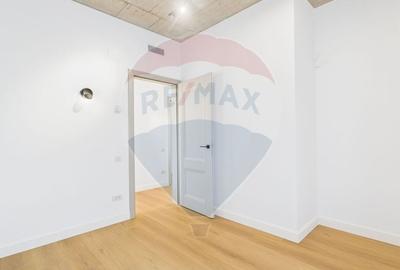 Vila luminoasa cu 4 camere si panouri solare in Amber FOREST Tunari - 29