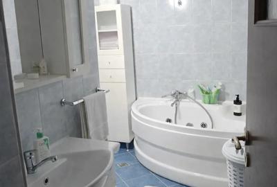 Apartament 4 camere - 4
