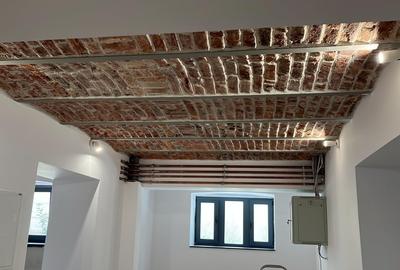 House in the Prestigious Area of Victoriei - Romana Square - Calea Dorobanti - 3