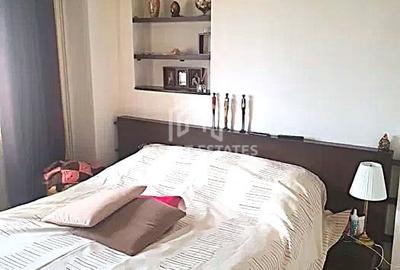 Apartament cu 3 camere semidecomandat, mobilat în Berceni