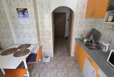 Inchiriere garsoniera Timpuri Noi - 6