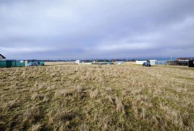 Teren de 1000 mp, în Glăjărie - 2