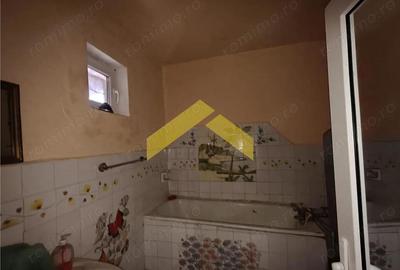 Casă cu 4 camere în Periferie - 12