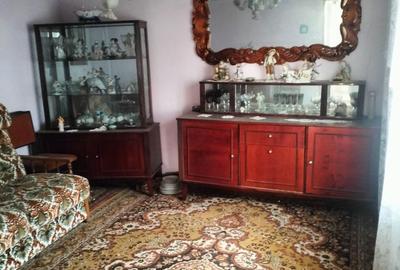 Casă cu 4 camere cu Teren 1400 Mp în Sud - 2