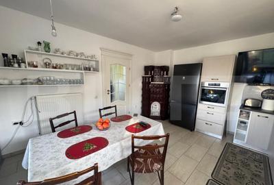 Casa de vanzare, 190 mp, zona Amatiului - 5