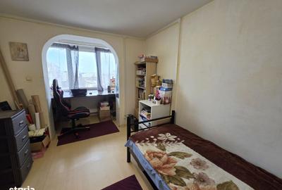 Apartament cu 3 camere semidecomandat în Titan - 4