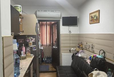 Apartament cu 3 camere decomandat în Ostroveni - 2