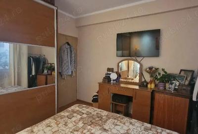 Apartament cu 3 camere decomandat în Tolstoi - 9