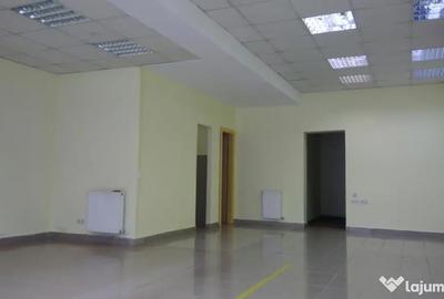 Spațiu comercial, de 60 mp, în Central - 1