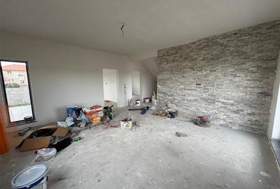 Casă individuală cu 5 camere cu Canalizare în Nord - 6