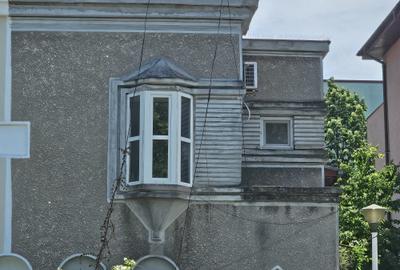 Casă cu 2 camere cu Canalizare în Casin - 1