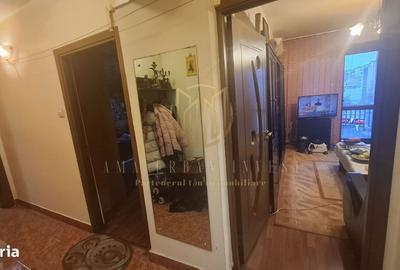 Apartament cu 3 camere decomandat în Romană - 3