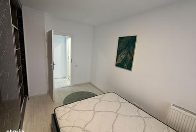Apartament cu 3 camere decomandat în Fundeni