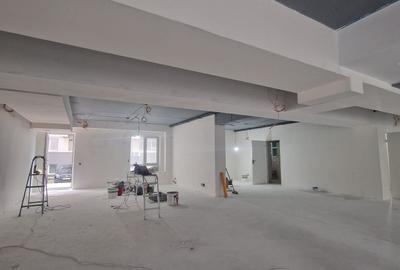 Spatiu comercial/birouri - Sos. Oltenitei - 195 mp -bloc nou - centrala termica - 9