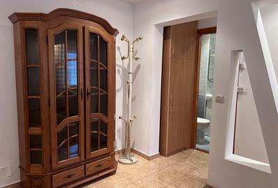 Apartament 2 camere, etaj 1 Bulevardul Decebal - 3