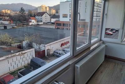 Apartament cu 2 camere semidecomandat în Județean - 4