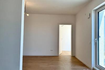 Apartament cu 3 camere semidecomandat în Sud - 1