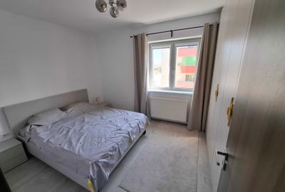 Apartament cu 2 camere decomandat în Parcul Carol - 2