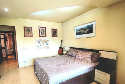 Apartament central etaj 3 - 3