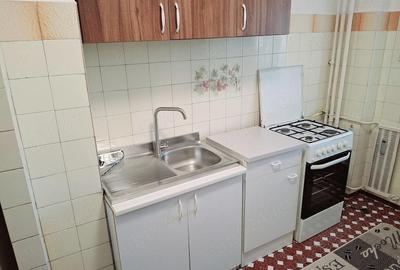 Apartament cu 3 camere semidecomandat în Iancului - 1