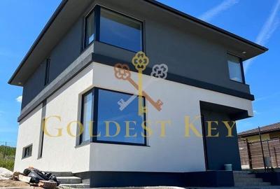 Casă cu 4 camere decomandat în Baciu - 5