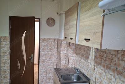 Apartament cu 2 camere decomandat în Mioriței - 8