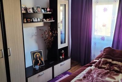 Vând apartament 2 camere - 1