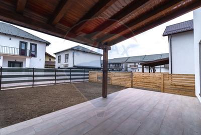 Casă cu 8 camere cu Teren 500 Mp în Tărlungeni - 9